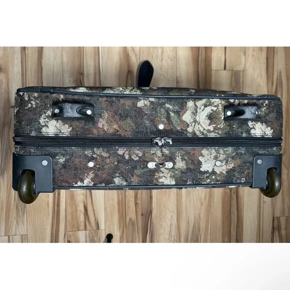 Vintage Atlantic Brown and Green Floral Travel Bag